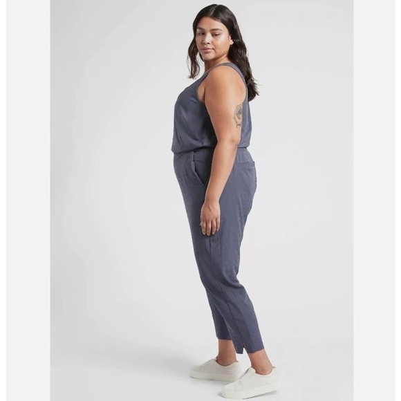 NWT Brooklyn Textured Jumpsuit Slate Blue Leopard Cheetah Print Stretch - Picture 1 of 15